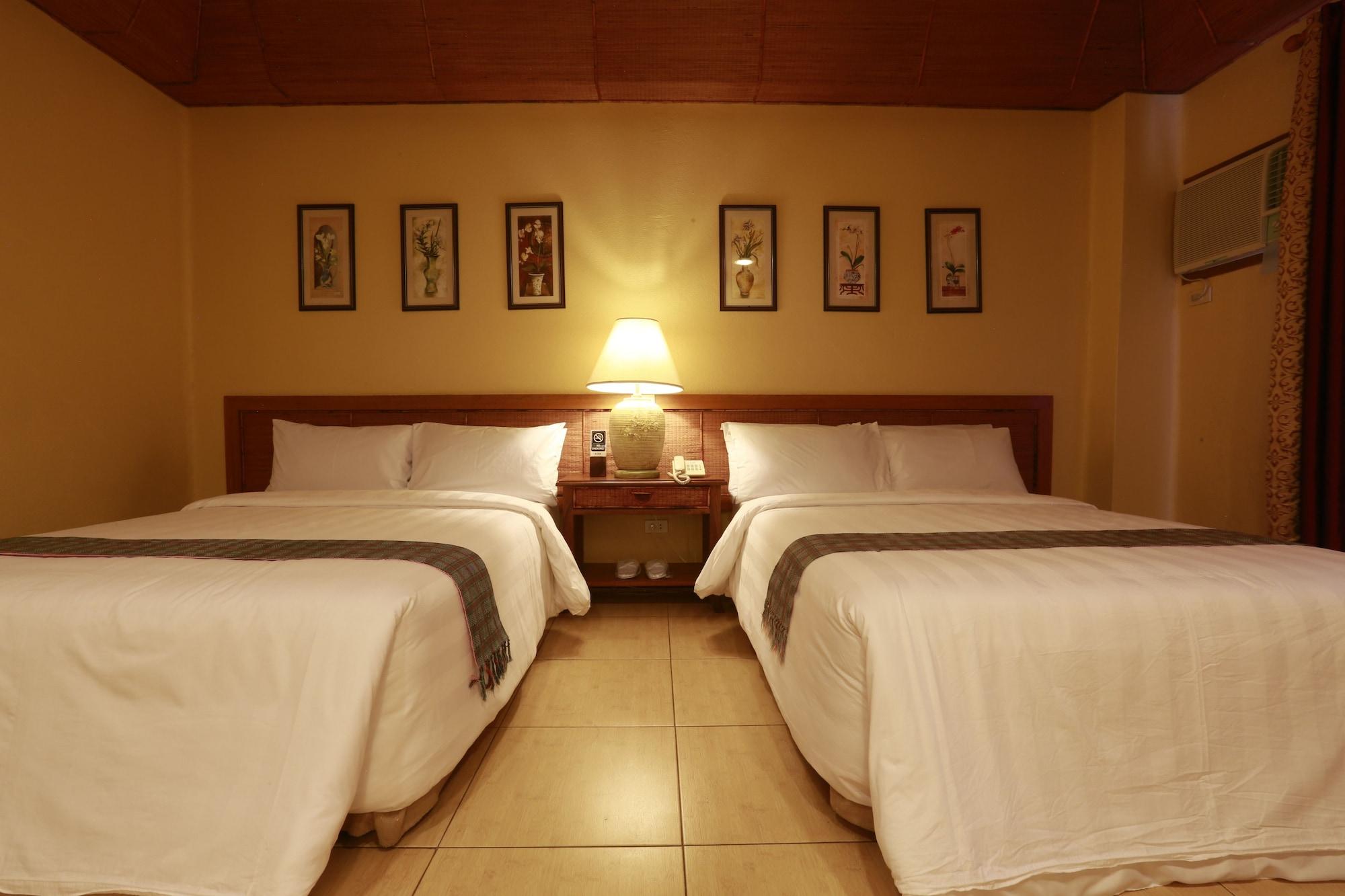 Java Hotel Laoag Buitenkant foto