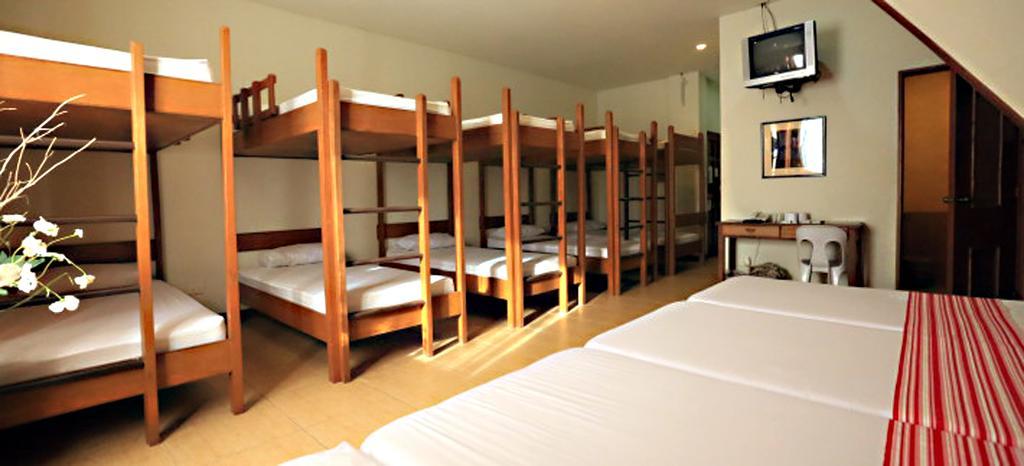 Java Hotel Laoag Buitenkant foto