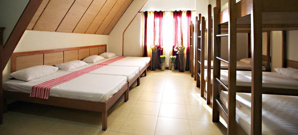 Java Hotel Laoag Buitenkant foto