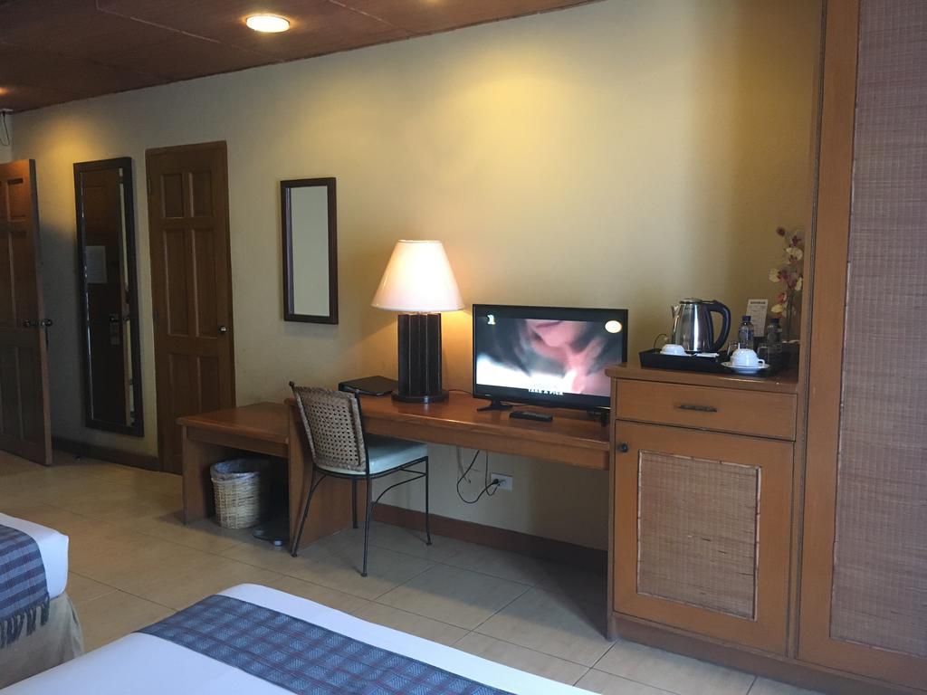 Java Hotel Laoag Buitenkant foto
