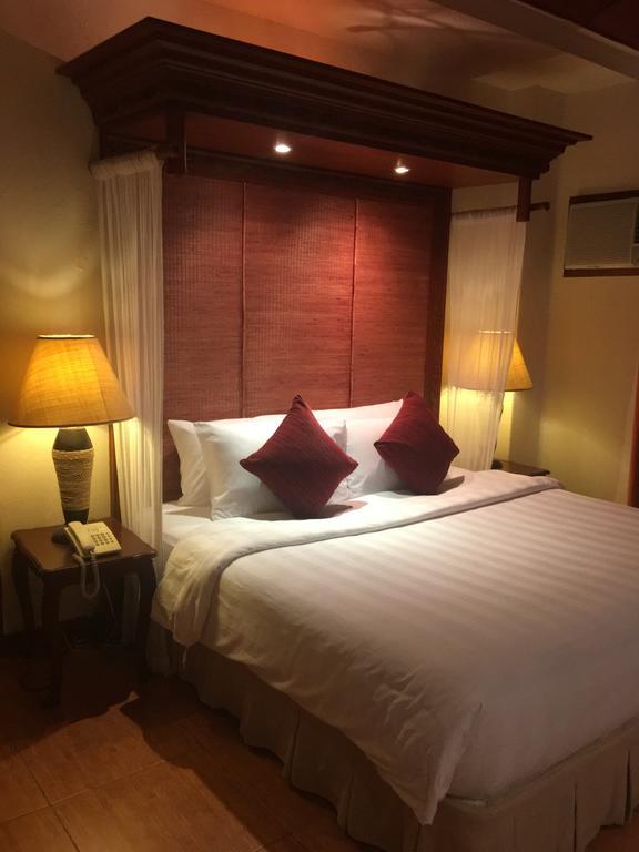 Java Hotel Laoag Buitenkant foto