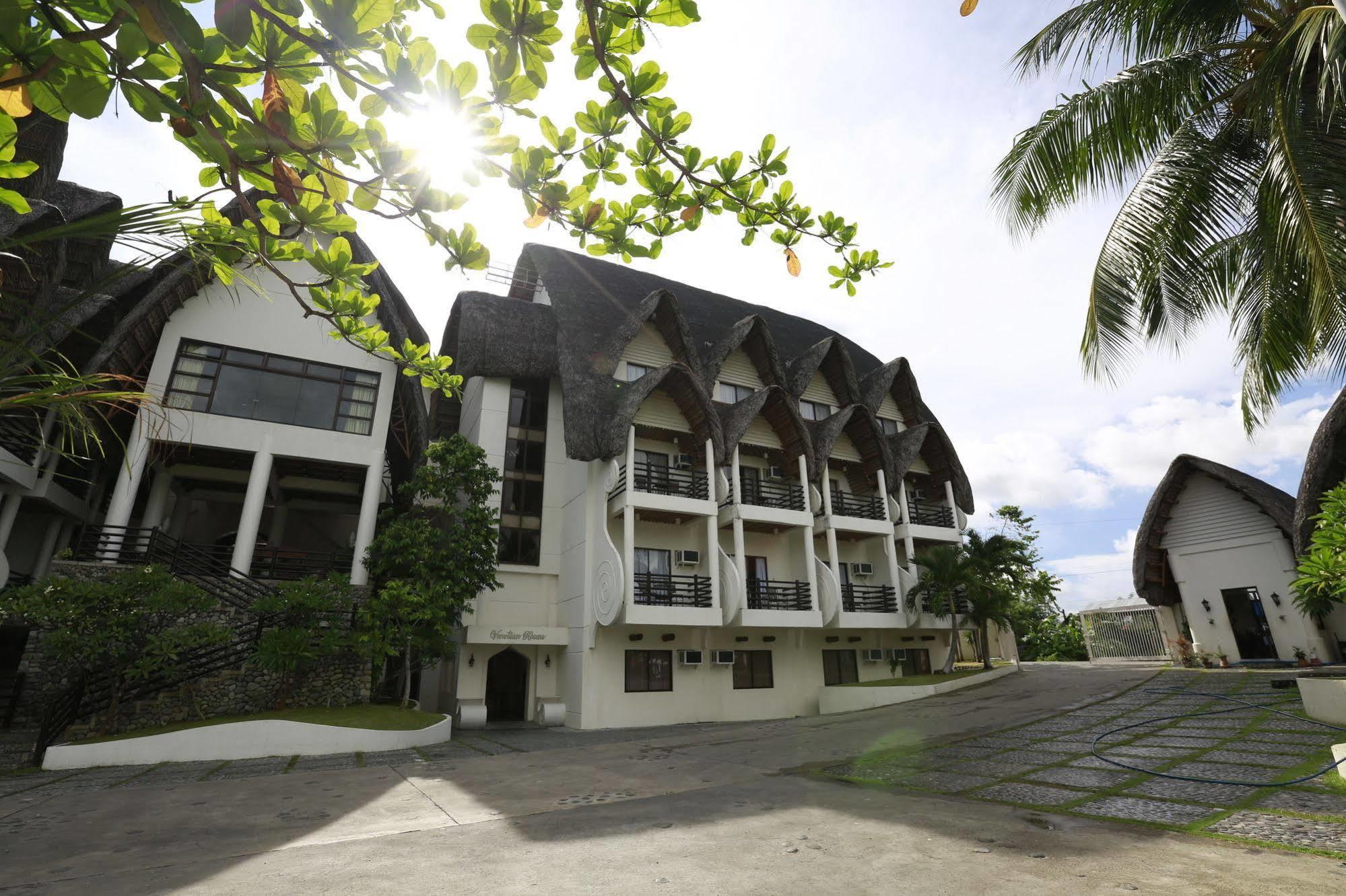 Java Hotel Laoag Buitenkant foto