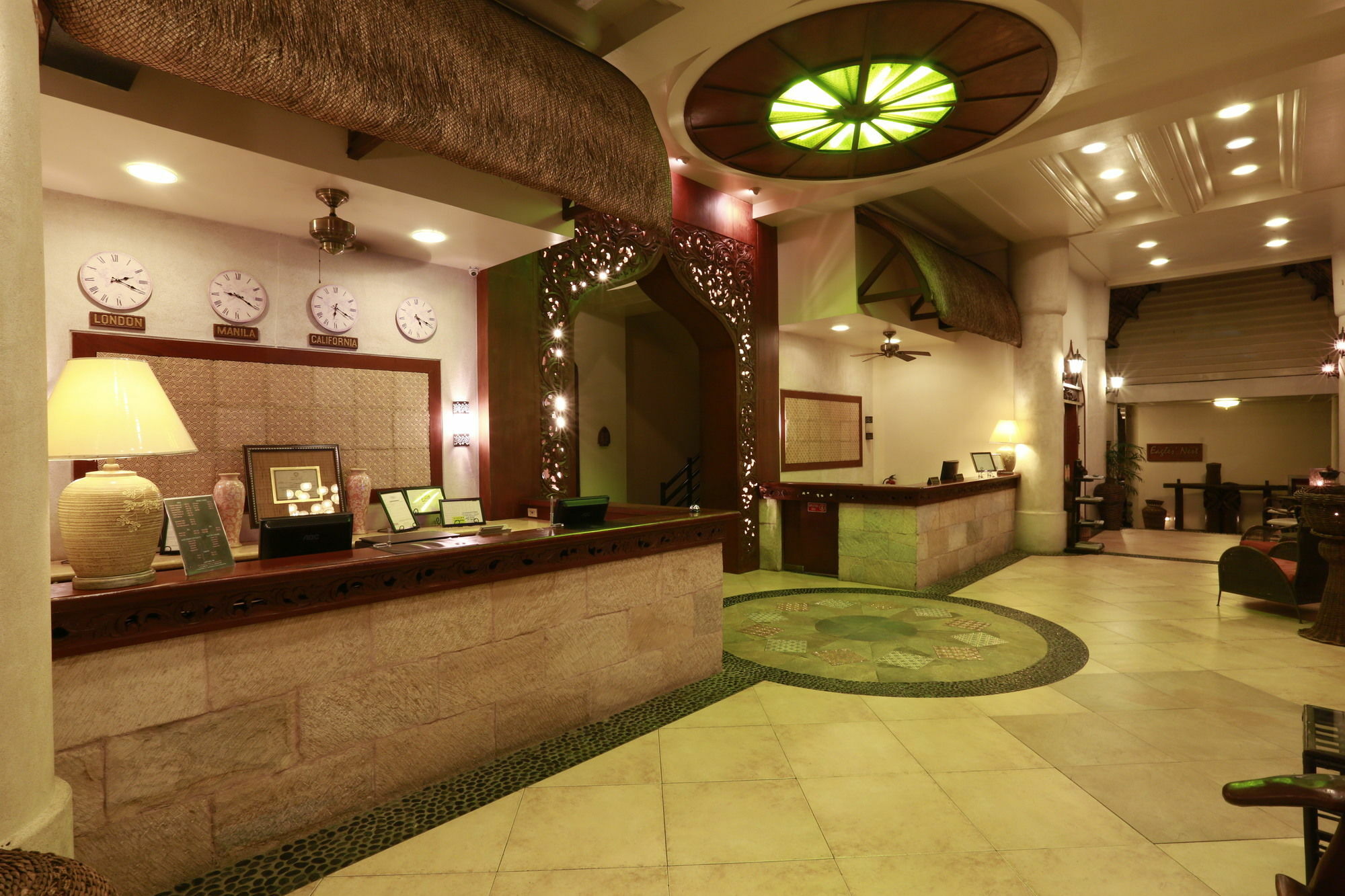 Java Hotel Laoag Buitenkant foto
