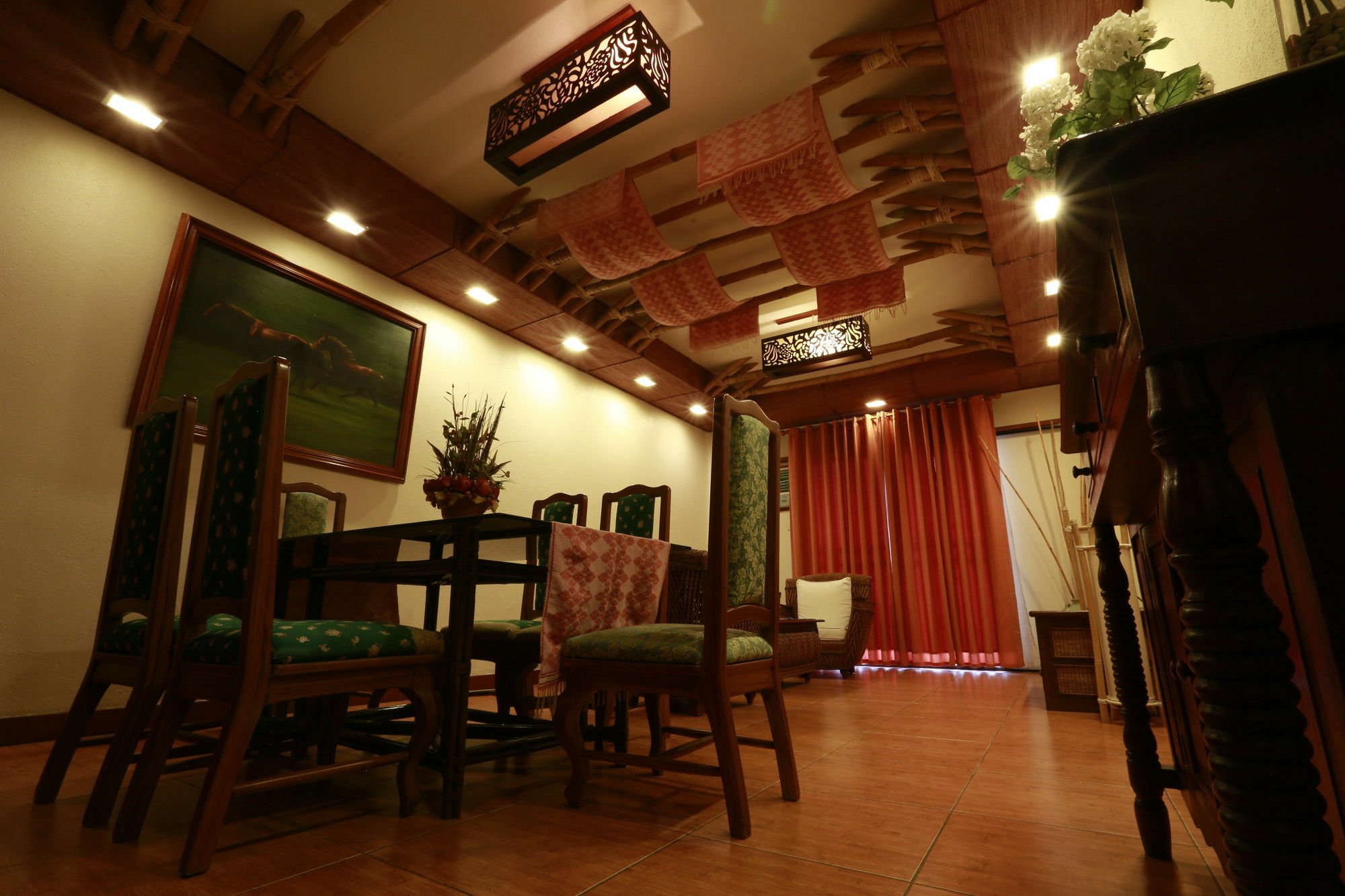 Java Hotel Laoag Buitenkant foto